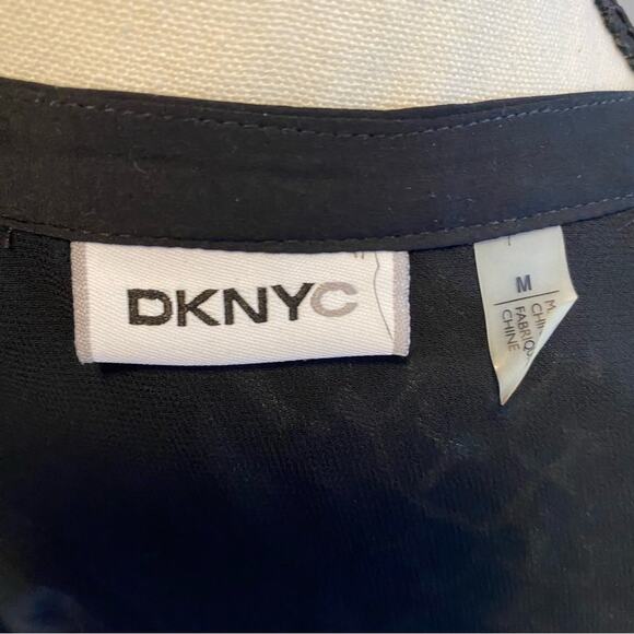 DKNYC Black and Green Snakeskin Print Sheer Hi Lo Blouse Size Medium - Picture 3 of 6